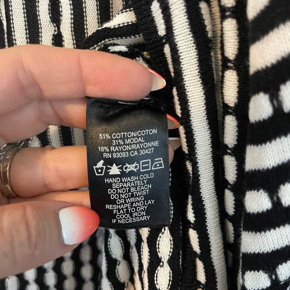 Nic + Zoe Cardigan AD29-H - Picture 3 of 5